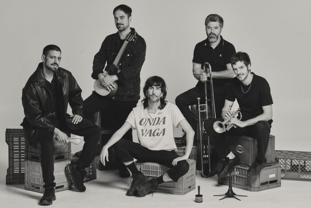Amuletos de canción: Onda Vaga y el ritual de volver