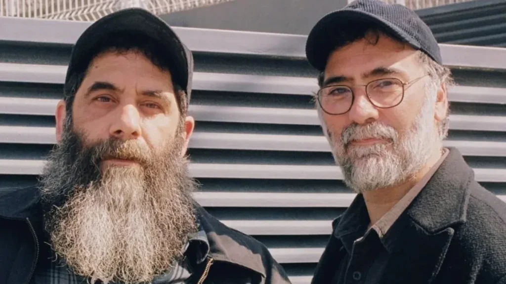 Ocurrimos Lejos: El viaje existencial The New Raemon