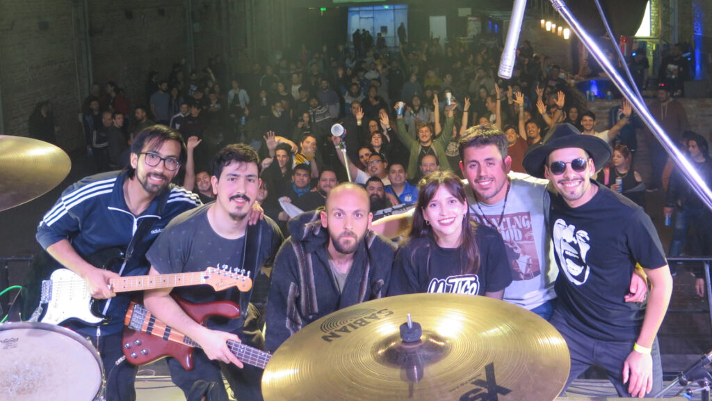 Entre la autogestión y la frescura creativa: La Tico en El Arte como Revolución